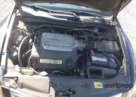 2010 Honda Accord 3.5 Ex-L from USA, damaged, VIN 1HGCP3F83AA008789